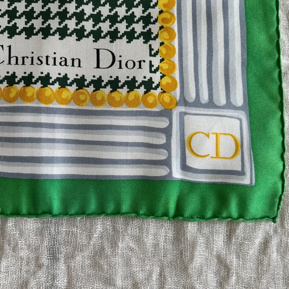 Rare Christian Dior Vintage Silk Scarf – “Le New Look” / Miss Dior Tribute - Picture 9 of 10
